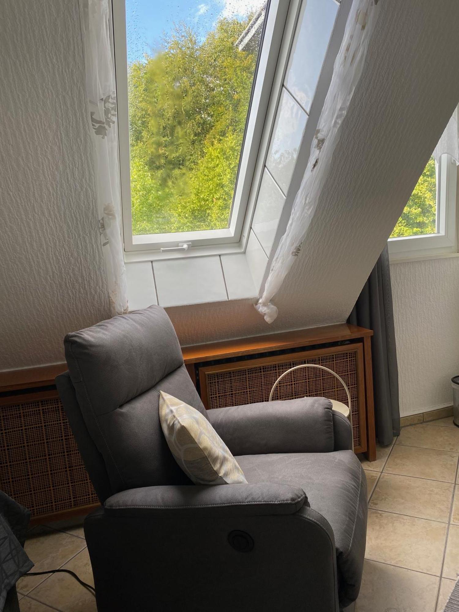 Einzelzimmer mit eigenem externen Bad